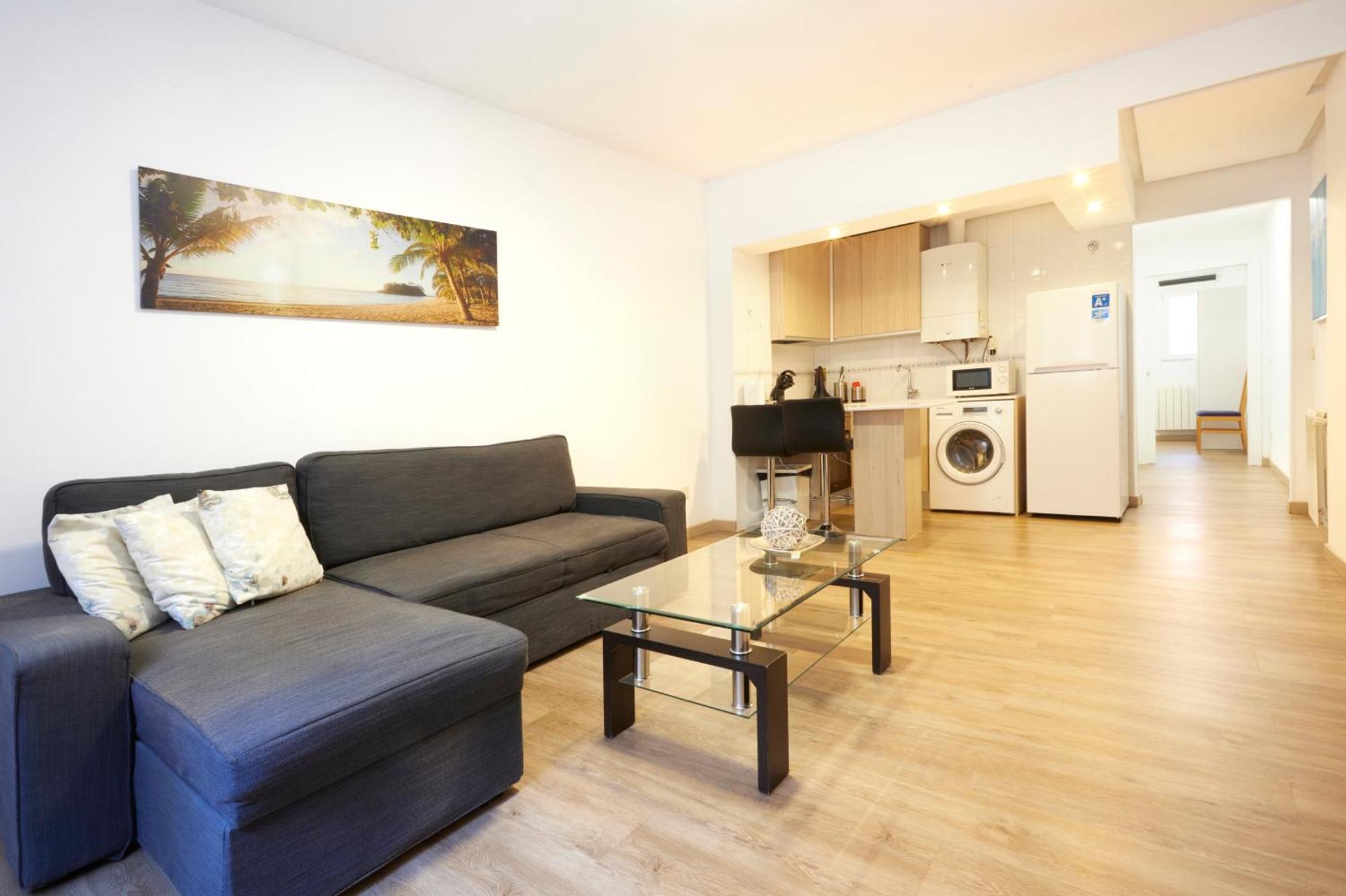 Alojamiento Santa Rosa Madrid Ngoại thất bức ảnh