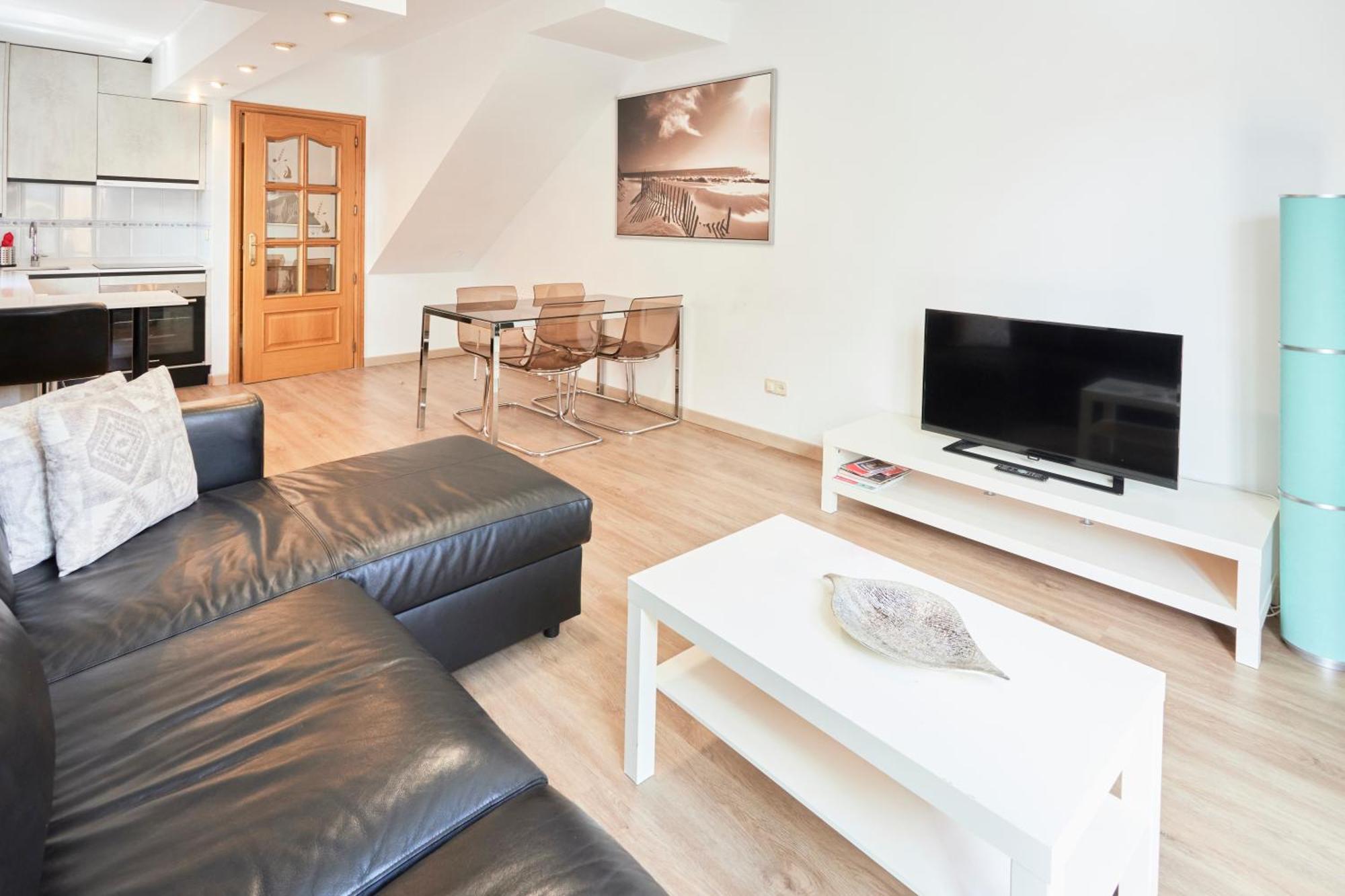 Alojamiento Santa Rosa Madrid Ngoại thất bức ảnh